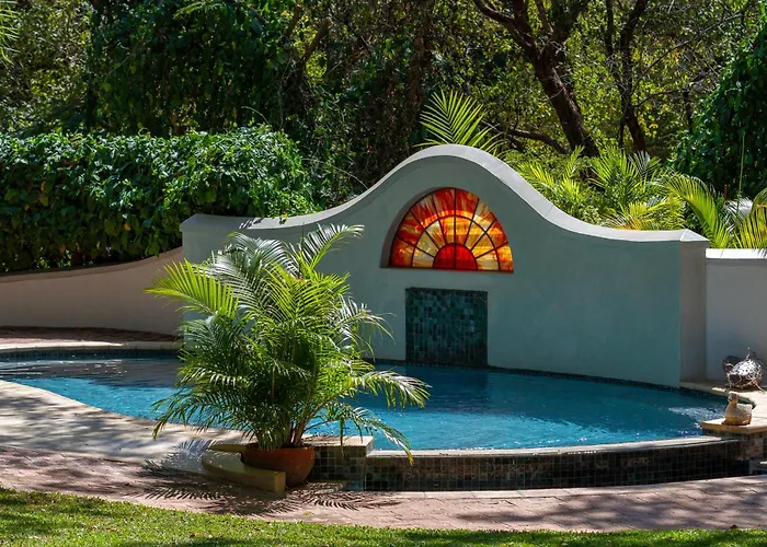 The Courtney Lodge